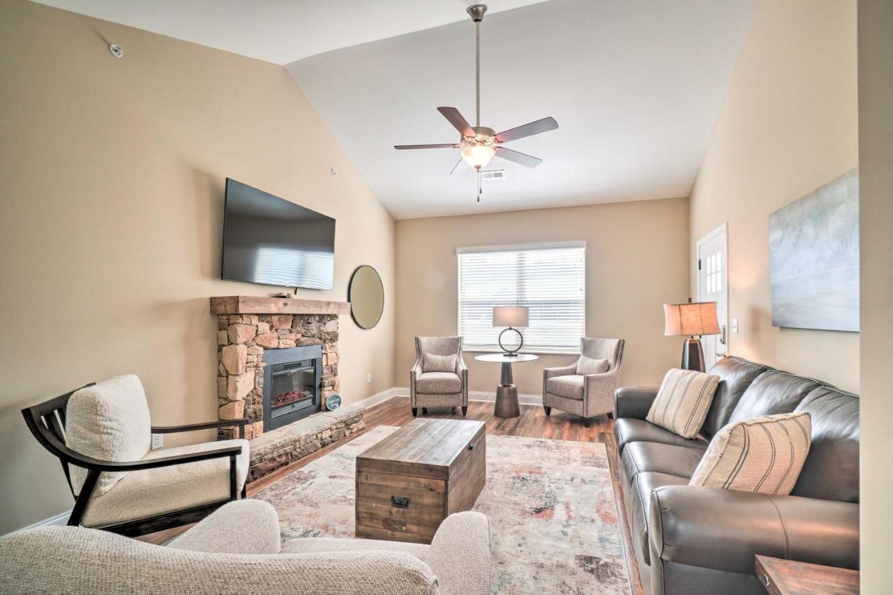 Chic Townsend Condo With Saltwater Pool! Buitenkant foto